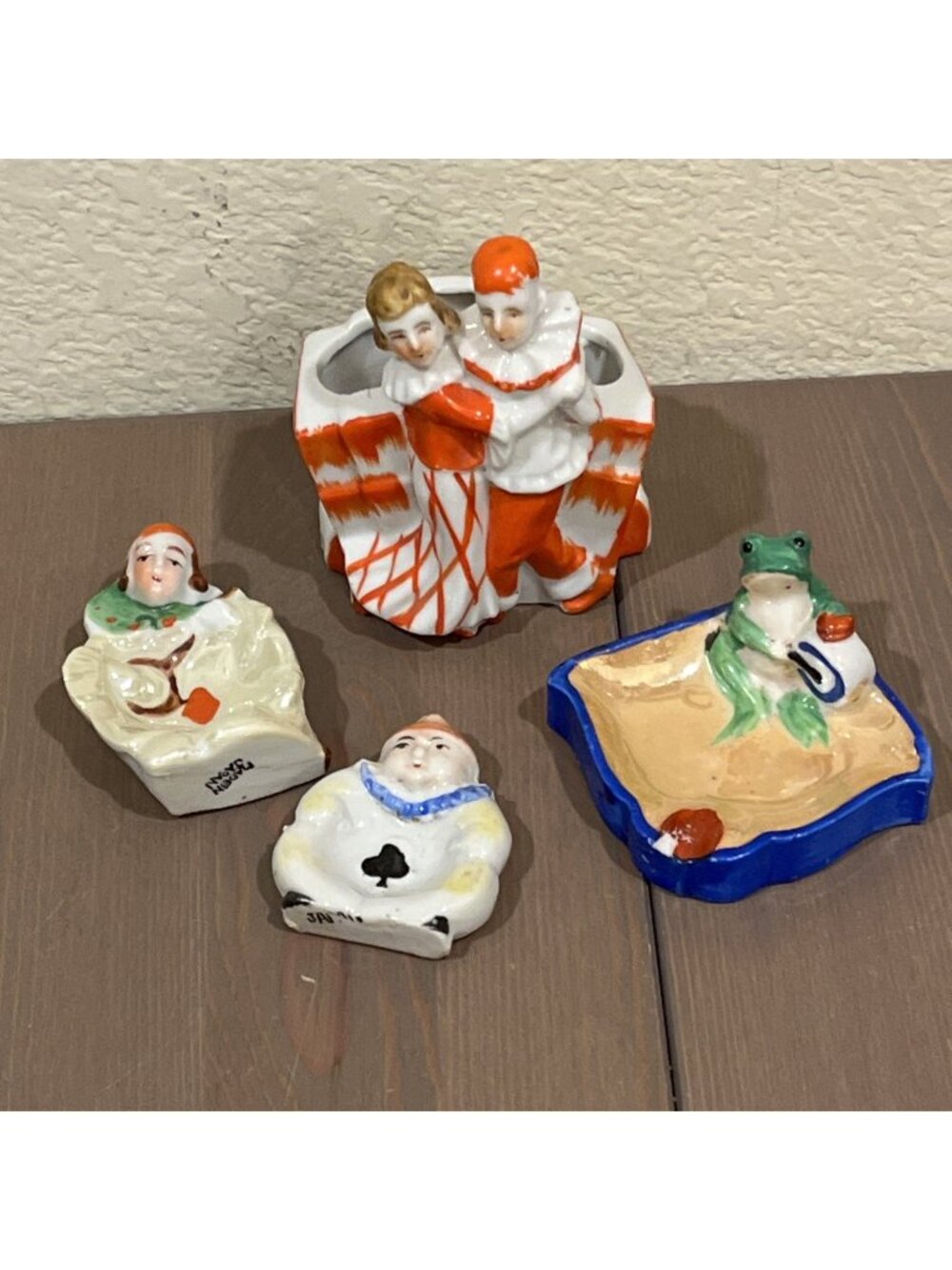 Lot Vintage Lusterware 3 Ashtrays + Vase Frog Clowns Harlequin Ceramic Japan